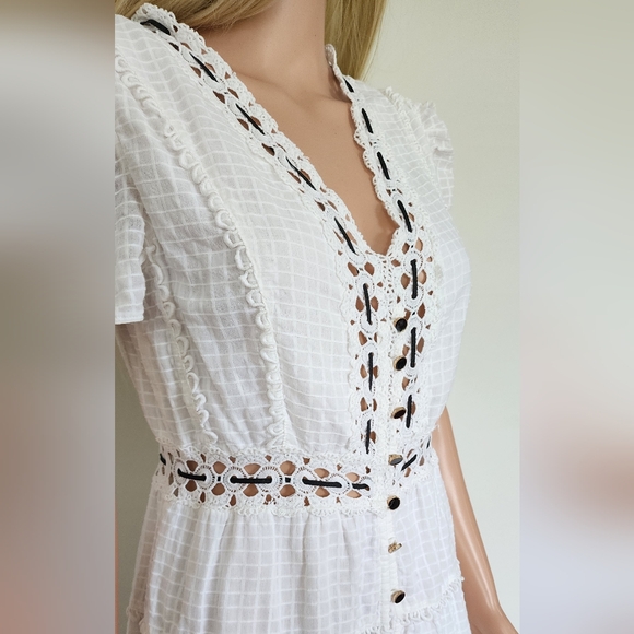 RAHI WHITE BLACK EMBROIDERED CAP PUFF SLEEVES SHORT MINI COTTON DRESS MEDIUM - Picture 11 of 15